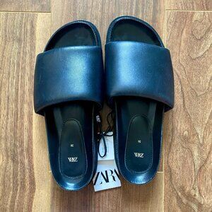 Zara Genuine Black Leather Padded Flat Sandals